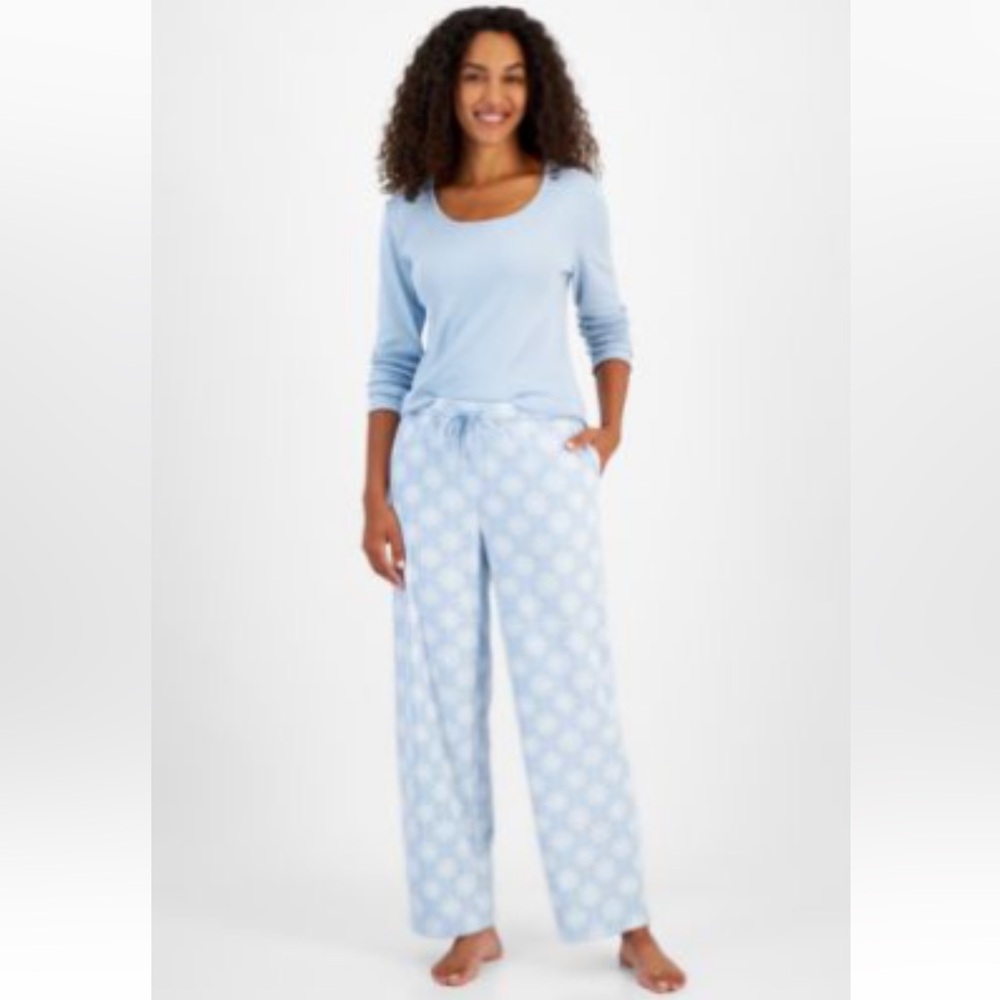 Snowflake Geo Print Fleece Pants